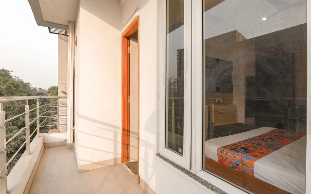 FabHotel Prime The Oranze