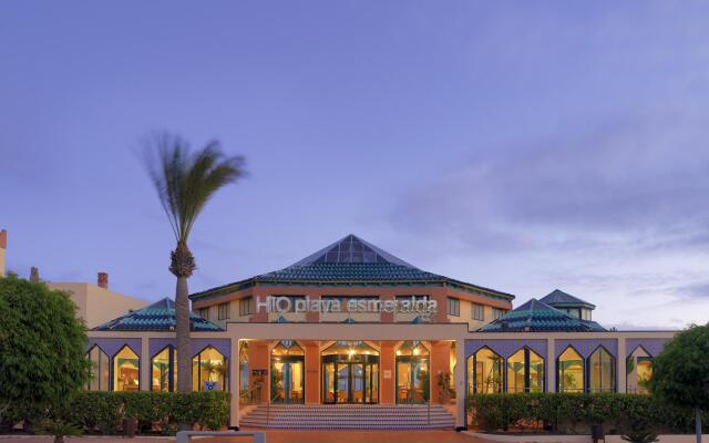 Отель H10 Sentido Playa Esmeralda - Adults Only вид на фасад