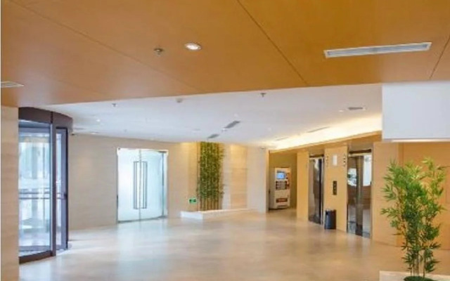 JI Hotel Dalian Qingniwa