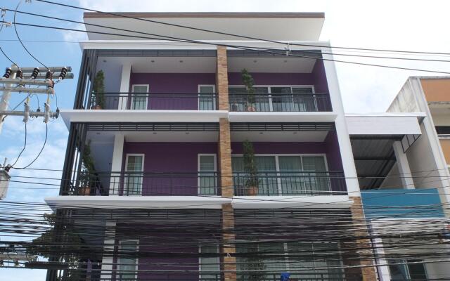 Апартаменты Kaewfathip Apartment Паттайя вид на фасад