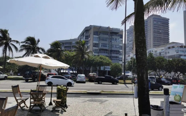 Apartamento frente mar, Posto 5 - Barra da Tijuca