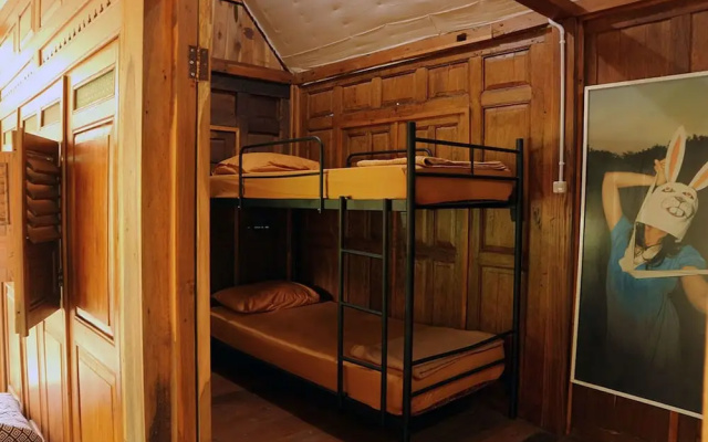 Omah Jegog Homestay