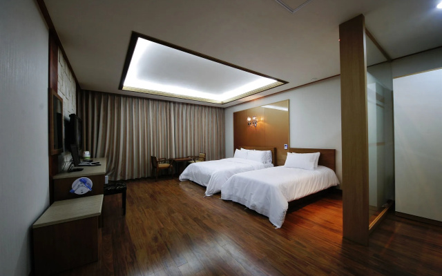 Venezia Tourist Hotel