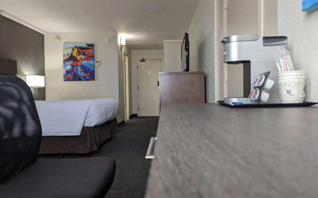 Best Western Plus Toronto Airport Hotel