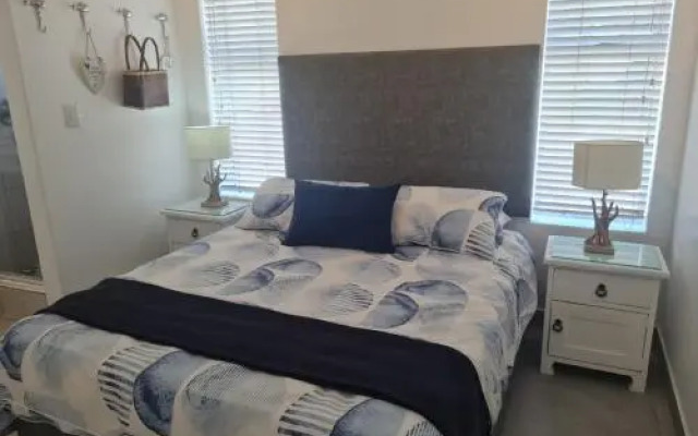 Point Village Accommodation - Wallace 9