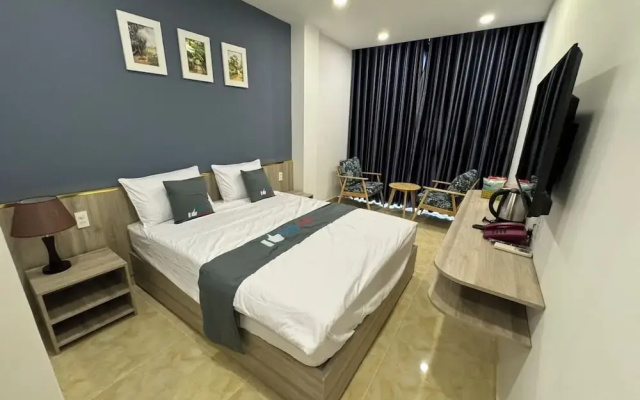 Like Hotel