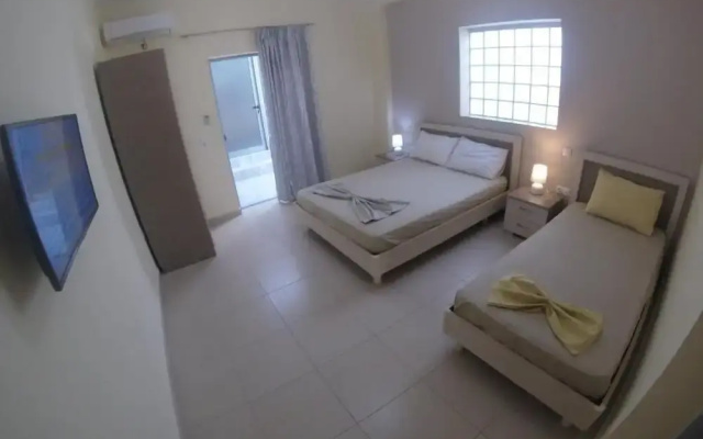 Riviera Rooms