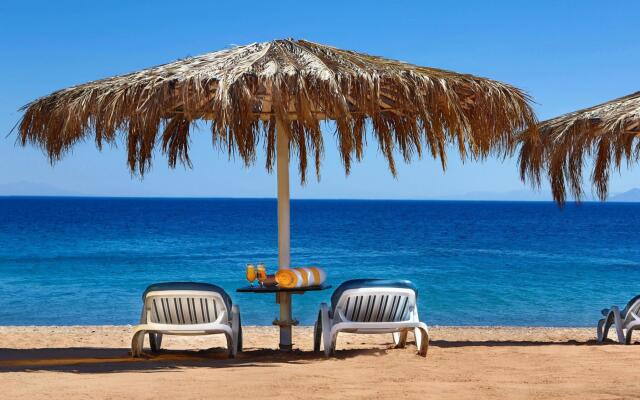 Отель Hilton Taba Resort & Nelson Village пляж