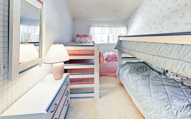 336al238 3 Bedrooms 2.5 Bathrooms Condo