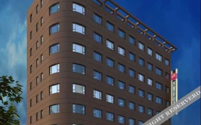 Home Inn Huaxuan Collection (Jingzhou Beijing Middle Road Meijiahua Branch)