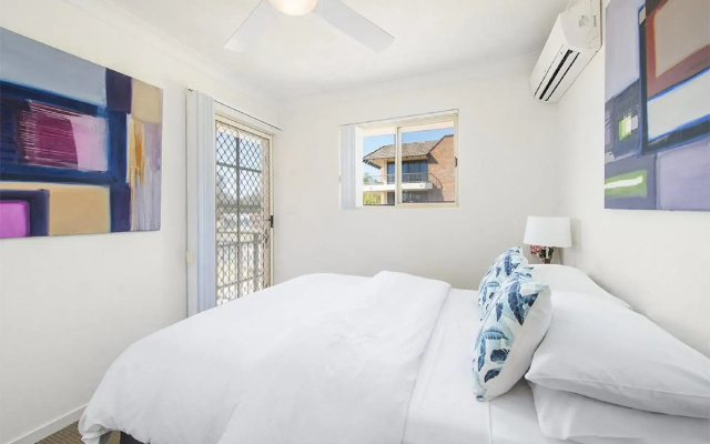 Seabreeze 4 on Lawson Street