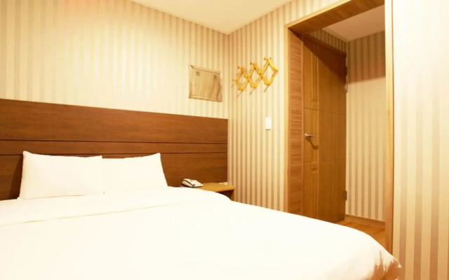 Hotel CJ