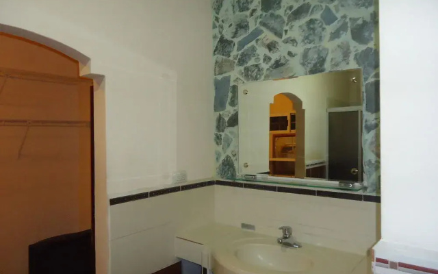 The Guaras Hostal - Hostel