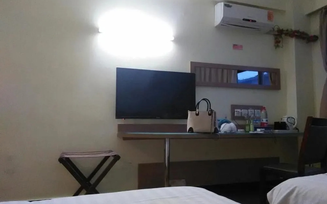 Shanghaorenjia Quality Selection Hotel (Shandong University Impression City)