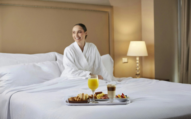 El Pardo Lima - A DoubleTree by Hilton Hotel