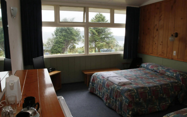Hicks Bay Motel Lodge