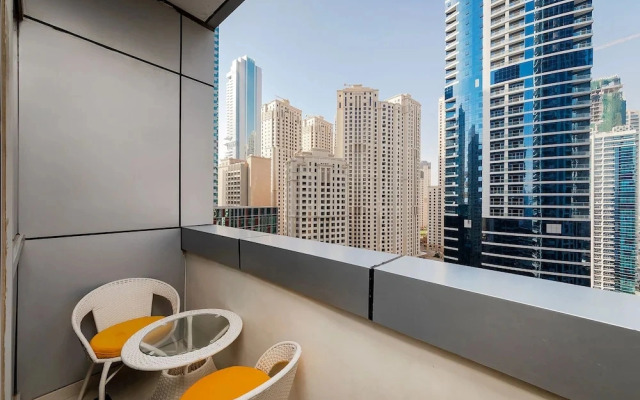 Handsome 1BR in Bay Central Tower