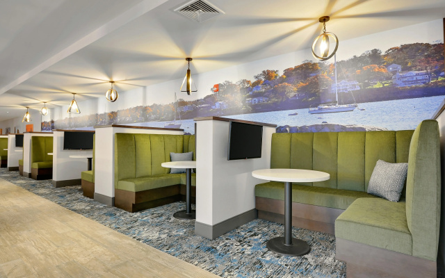 Hampton Inn Salem Boston