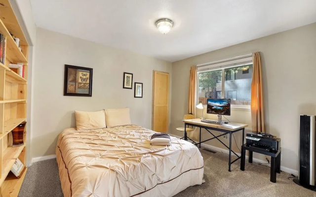 Tahoe Frost - Air Conditioned 4 Bedroom Tahoe Home