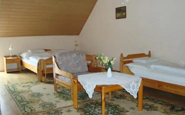 Malomkő Panzió