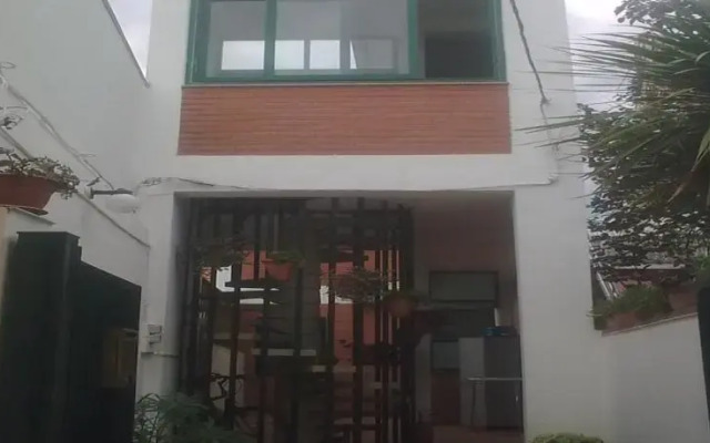 Albertos House