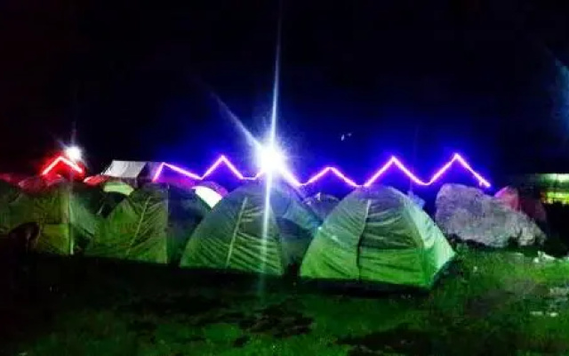 Kheer Ganga Trekking camps