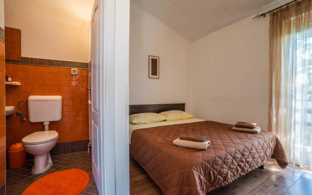 Perci- Cosy and Comfortable - A1 Novi