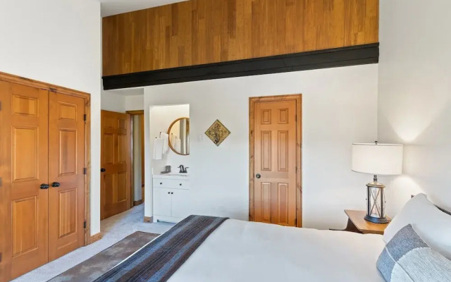 Winterset 7 4 Bedroom Condo