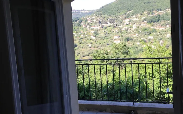Beauvallon Du Loup