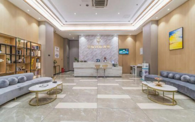 Chengdou huangyueguojihotel