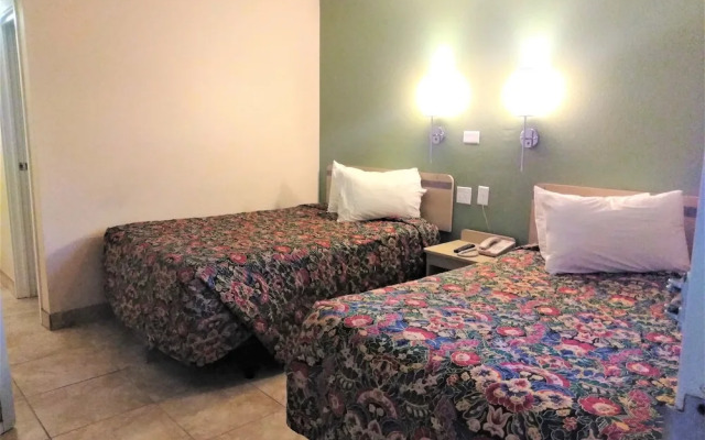 Red Carpet Inn Jeffersonville