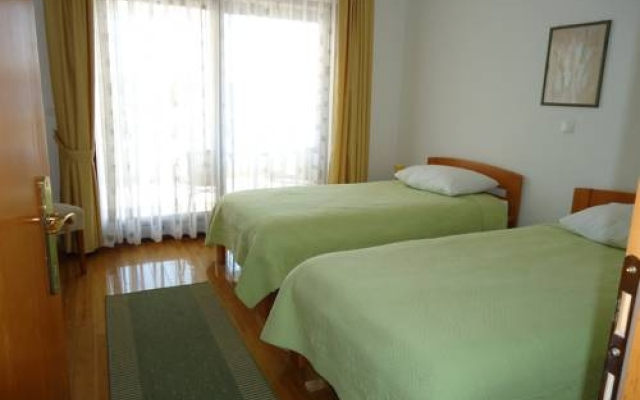 Villa Ana