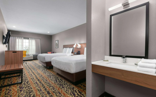 La Quinta Inn & Suites by Wyndham Belton - Temple South