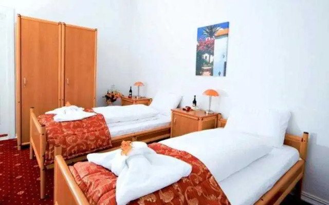 City 54 Hotel and Hostel