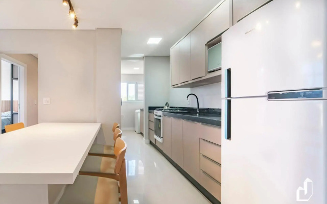Apartamento com 02 dormitórios