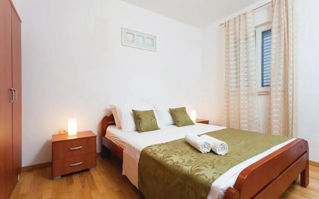 Nice Home in Prizba With Wifi and 4 Bedrooms