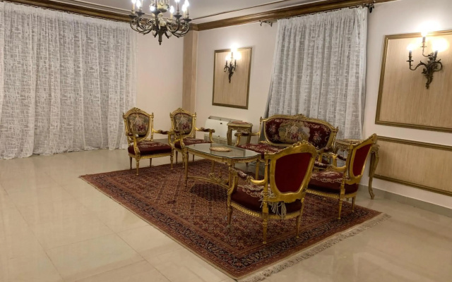 المقطم