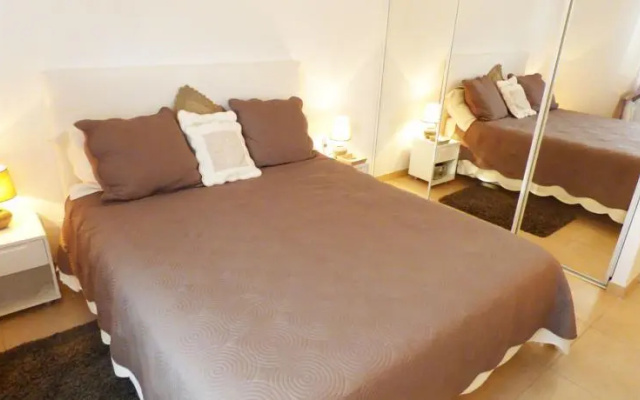 Proche Palais LC7