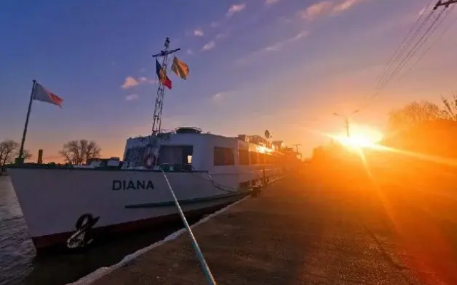 MS Diana-Nava de croaziera pe Dunare