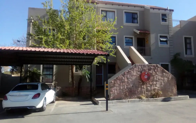 The Royal Princess Garden Fourways Guesthouse
