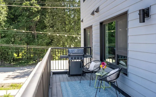 Tally Ho By Revelstoke Vacations
