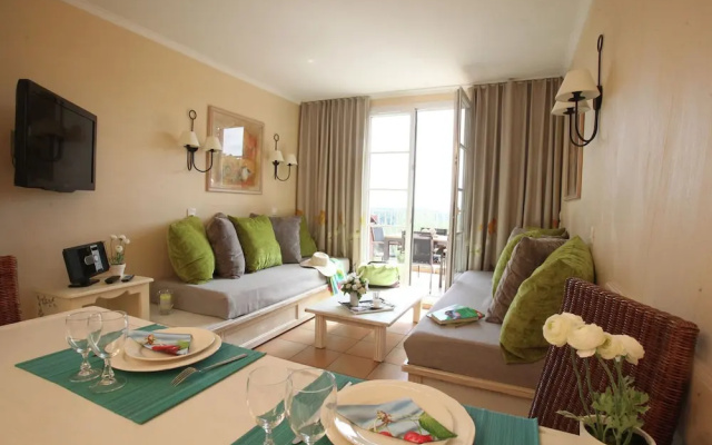 Cozy apartment in the beautiful fortified town Grimaud