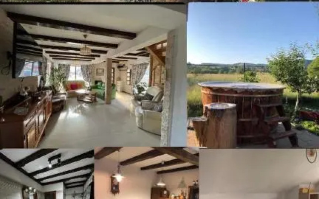 casa cu lavanda