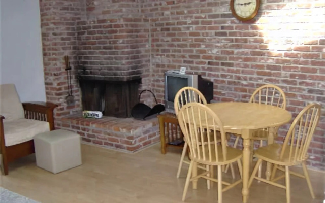 Surfside S210 One Bedroom
