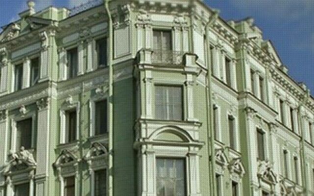 Гостиница Литейный вид на фасад