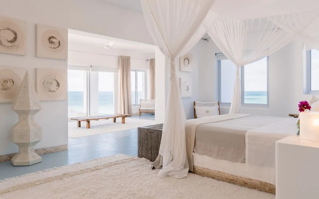 Santorini Mozambique