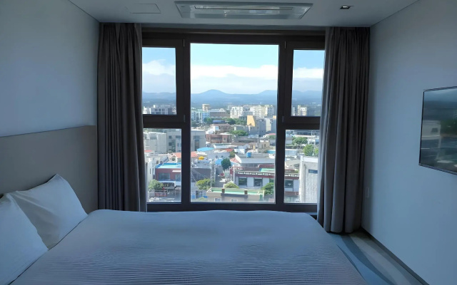 Ebenezer Hotel