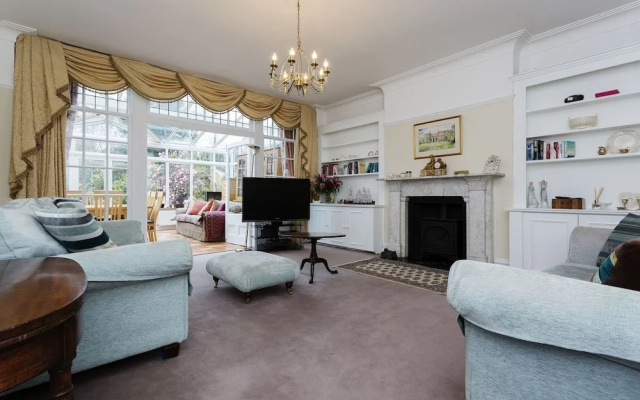 Veeve - Grand Greenwich