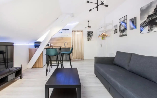 Studio Paris (Adults Only)
