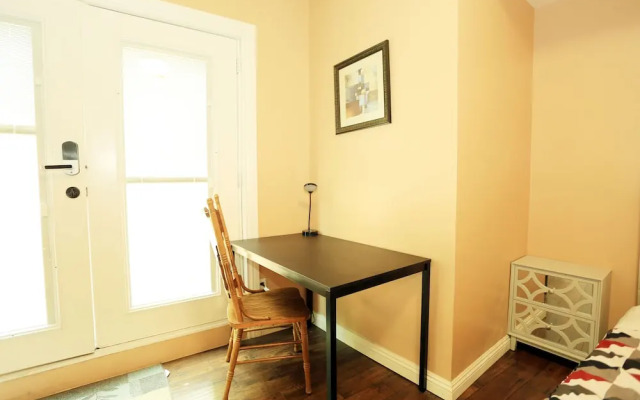 Independent Suite